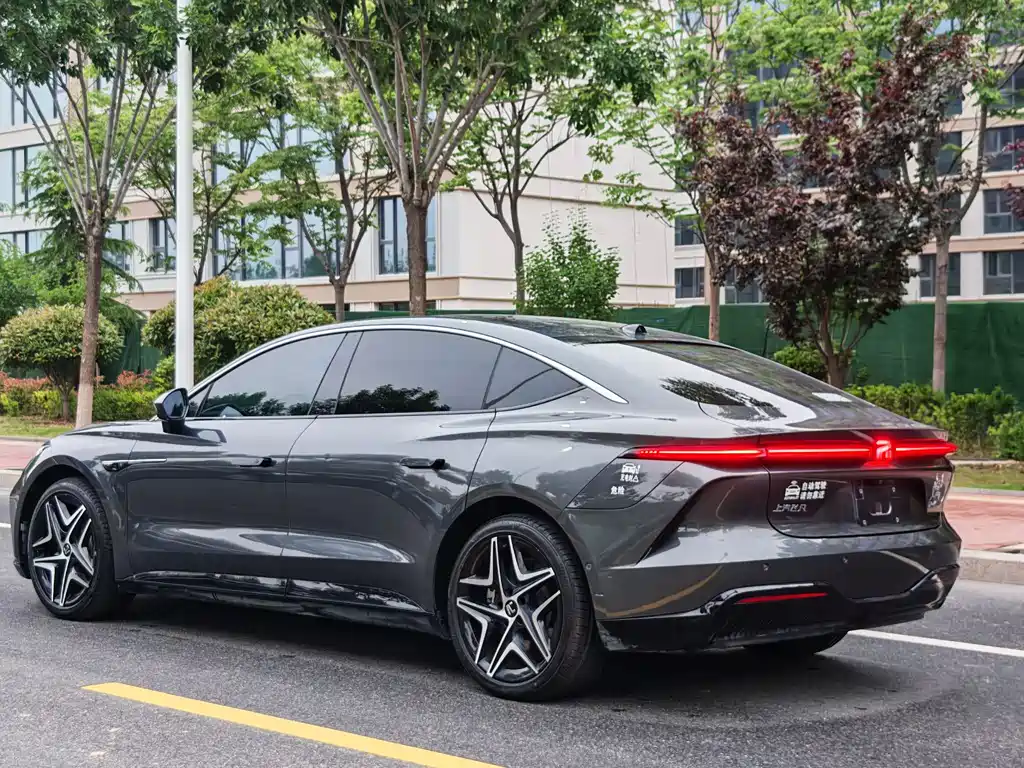 Roewe Feifan F7 2023 — фото 4