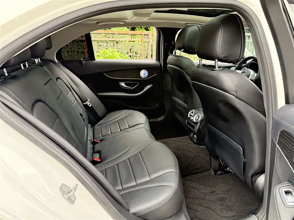 Mercedes-Benz C-Class 2021 — фото 15