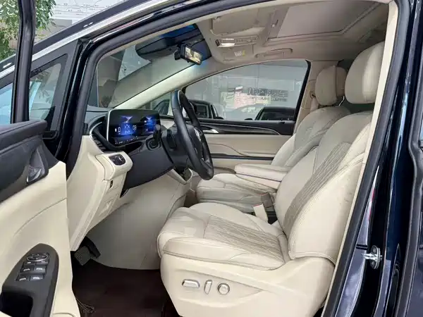 Buick GL8 2023