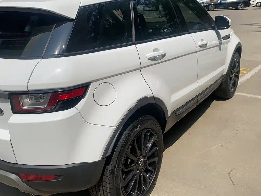 Land Rover Range Rover Evoque 2017 — фото 3