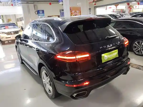 Porsche Cayenne 2015