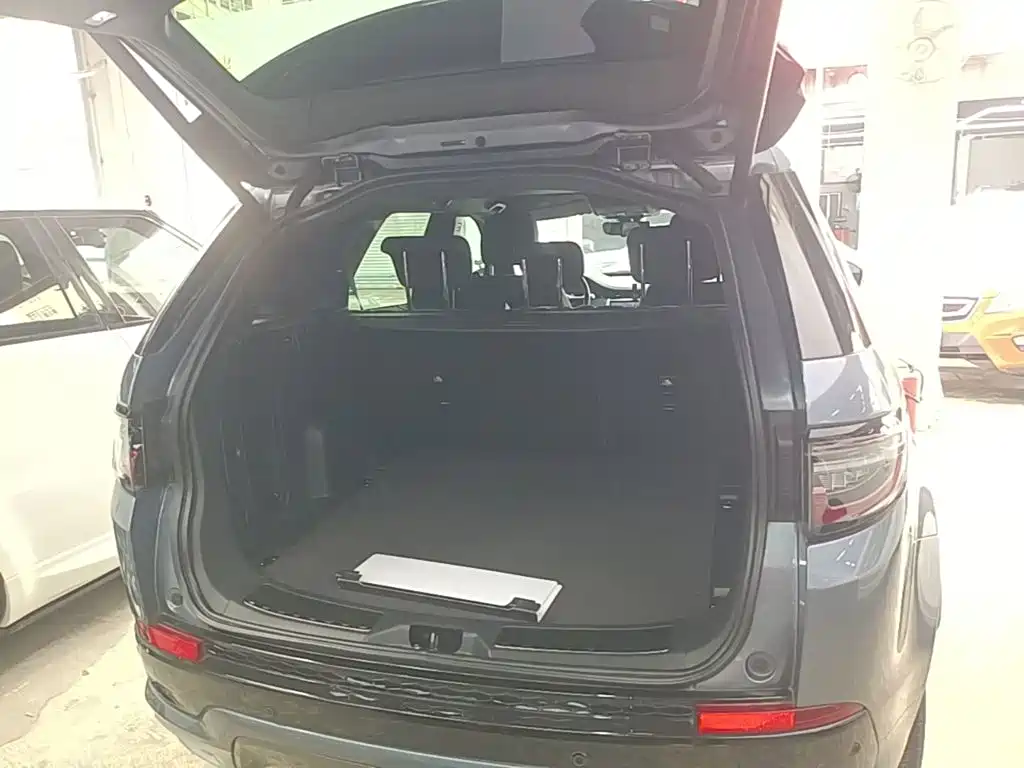 Land Rover Discovery Sport 2022 — фото 19