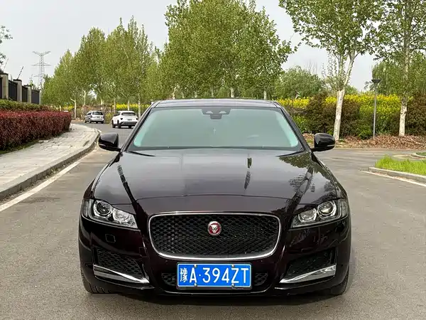 Jaguar XFL 2018