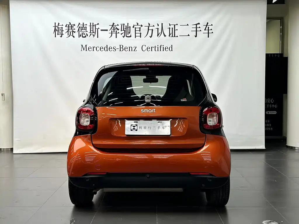 smart Fortwo 2016 — фото 3