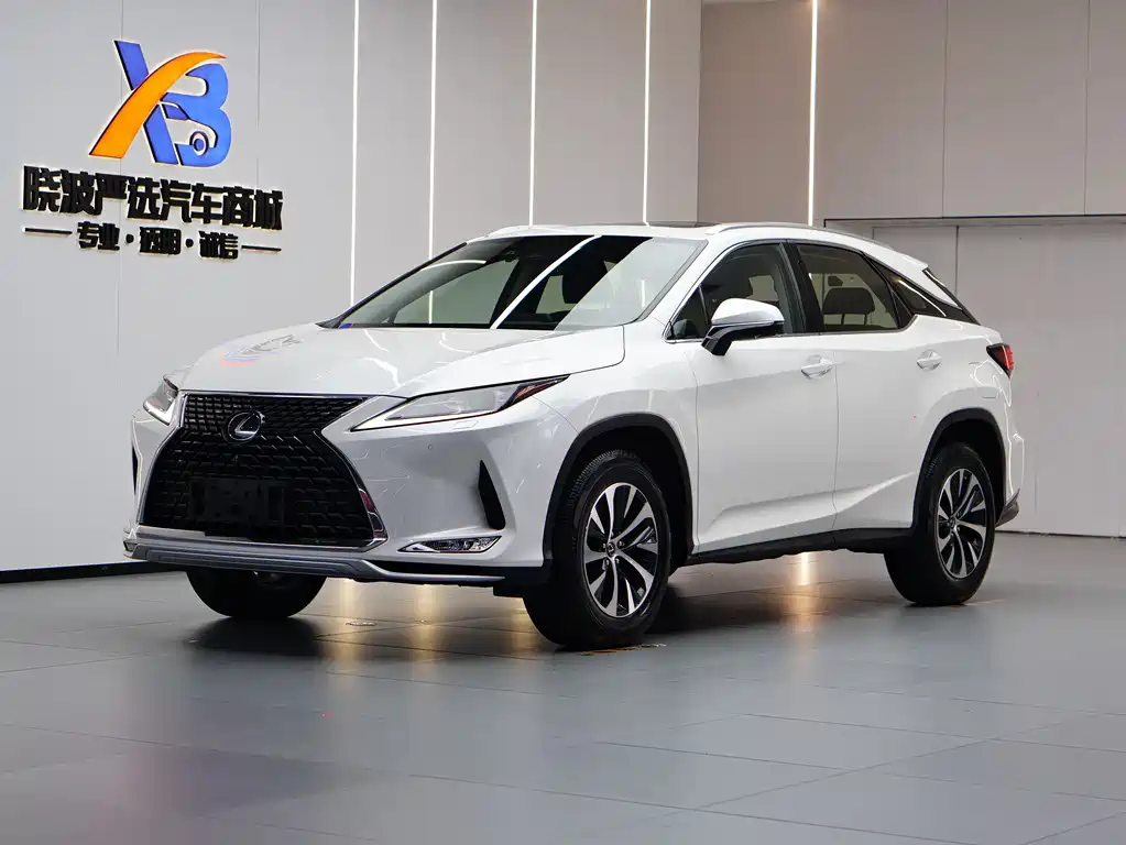 Lexus RX 2021 — фото 1