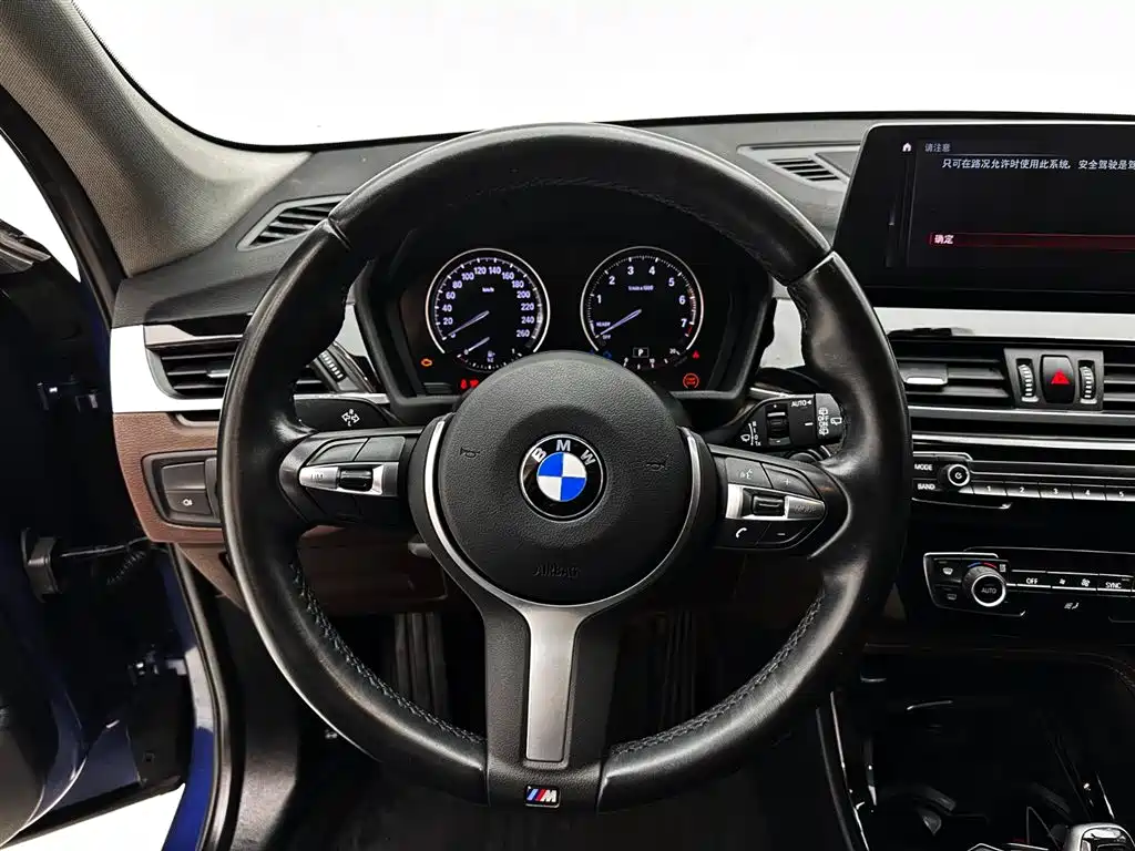 BMW X1 2021 — фото 21
