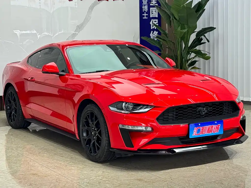 Ford Mustang 2020 — фото 3