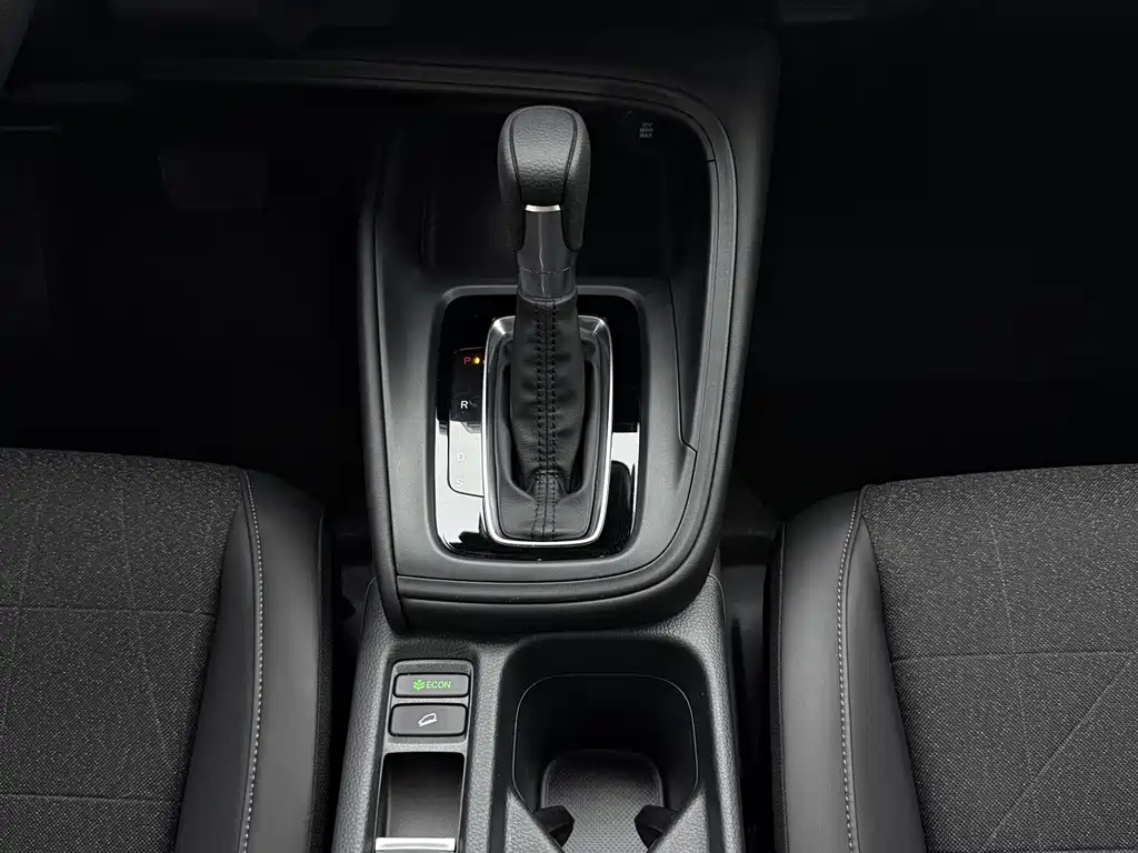 Honda Vezel 2023 — фото 12