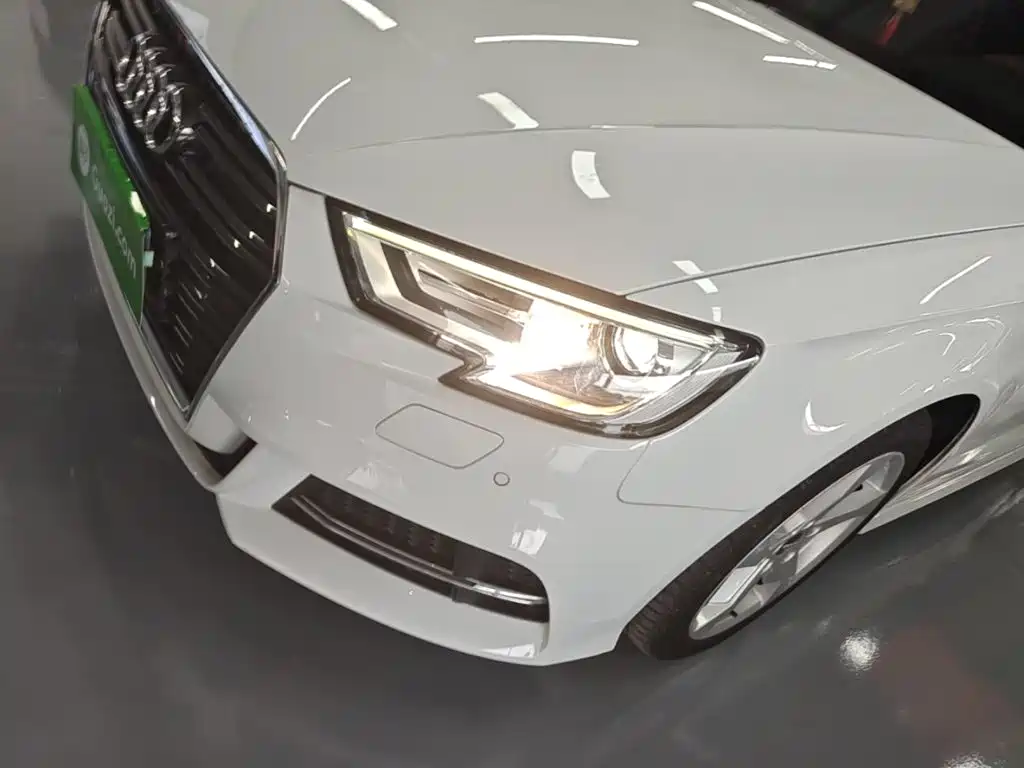 Audi A3 2019 — фото 24