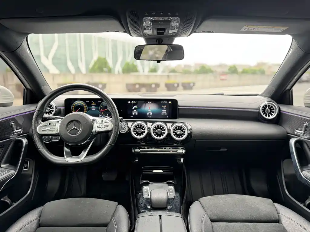 Mercedes-Benz A-Class 2022 — фото 5