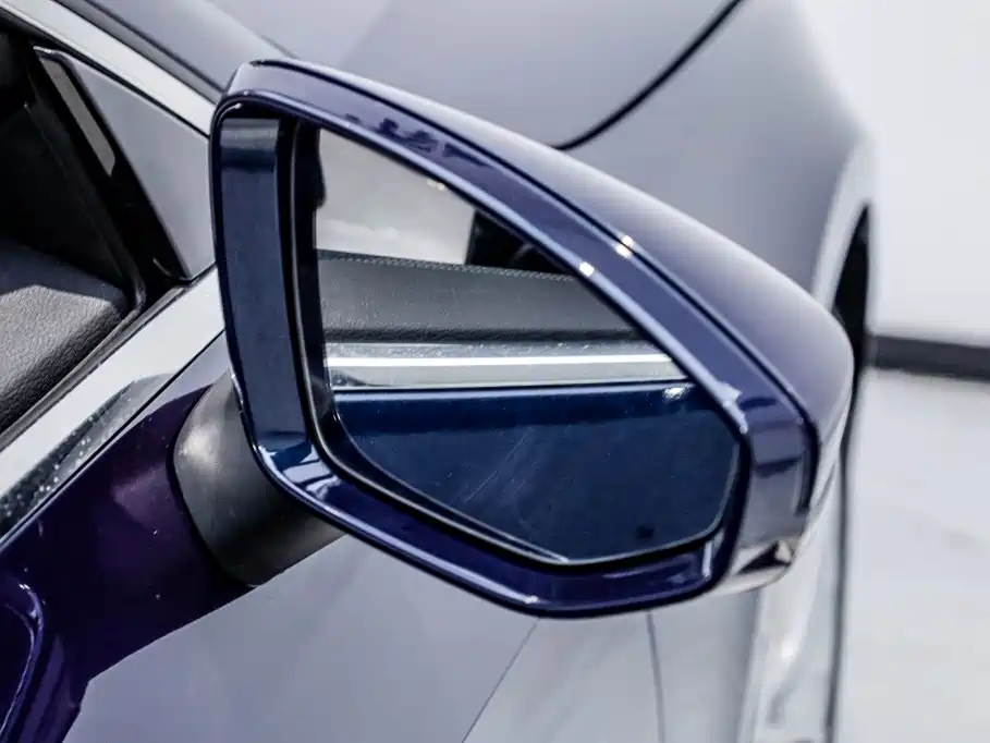 Audi A7L 2024 — фото 25
