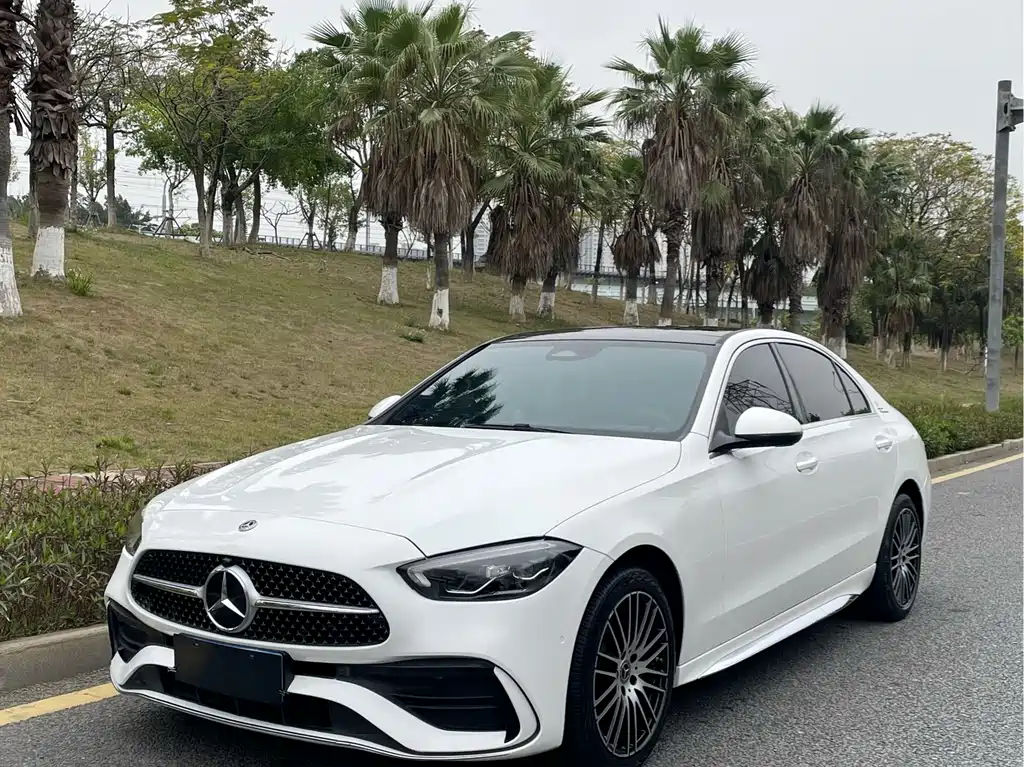 Mercedes-Benz C-Class 2023 — фото 1