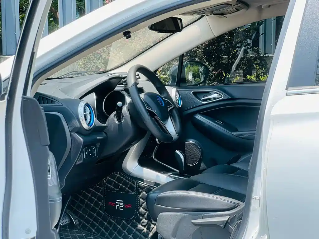 BYD Yuan EV 2018