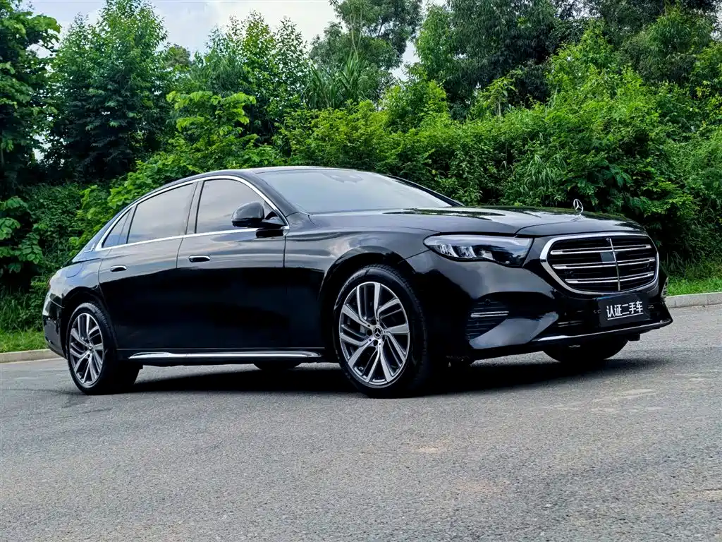 Mercedes-Benz E-Class 2024