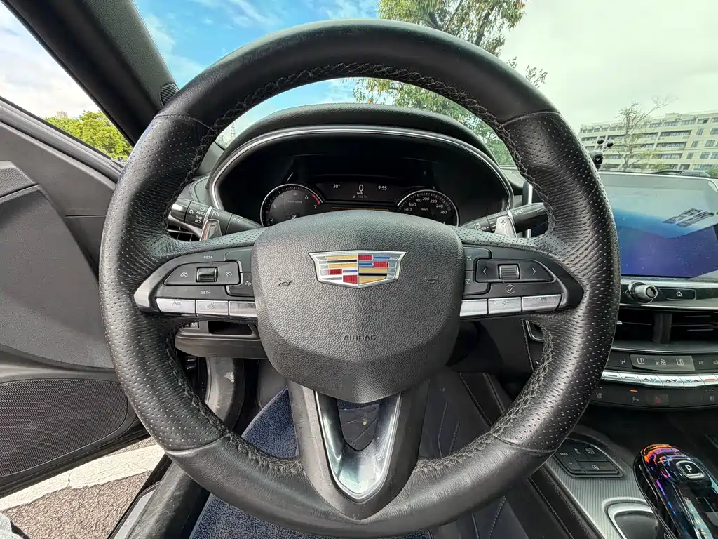 Cadillac CT5 2021 — фото 12