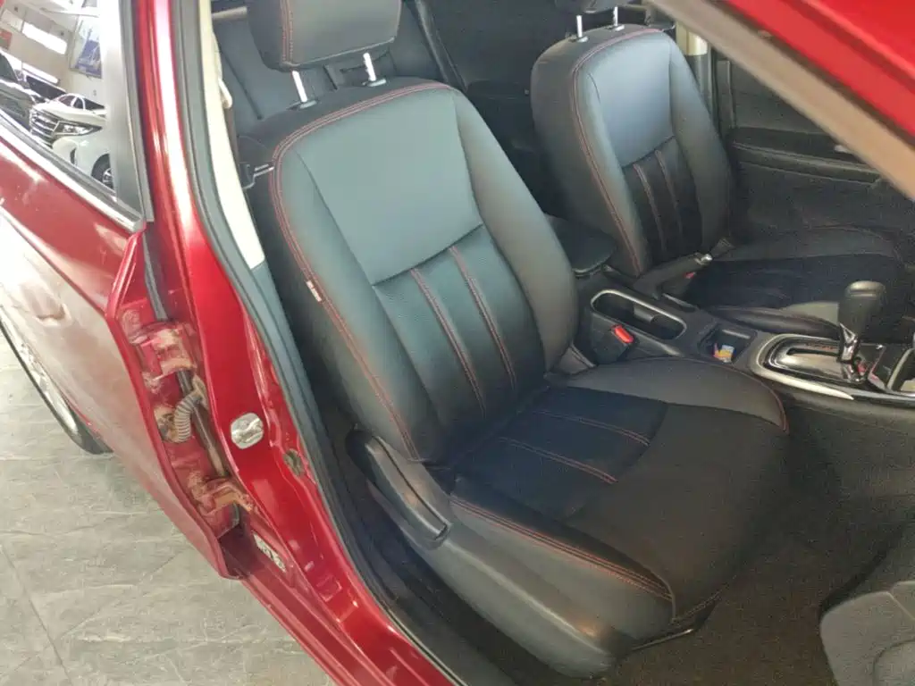 Nissan Tiida 2017 — фото 25