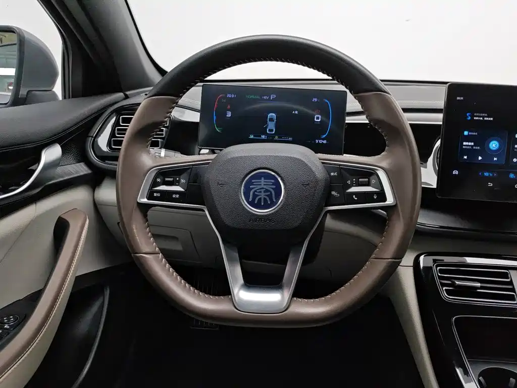 BYD Qin PLUS 2023 — фото 11