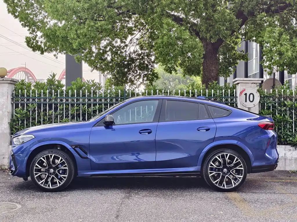 BMW X6 M 2023 — фото 3