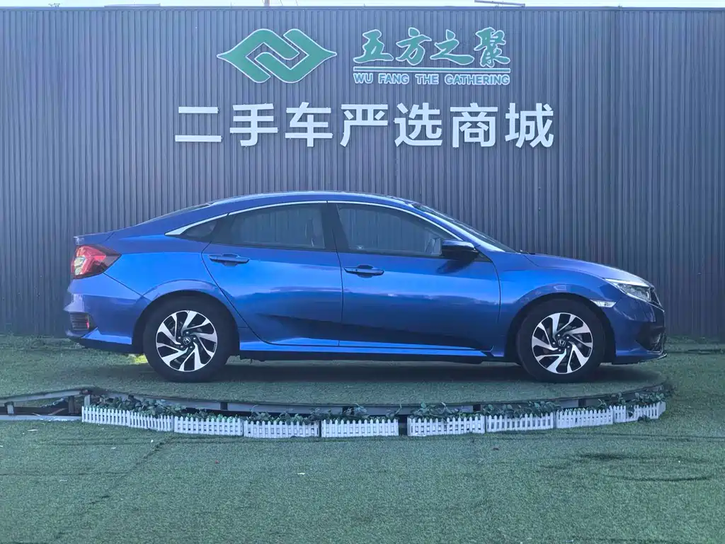 Honda Civic 2017 — фото 4