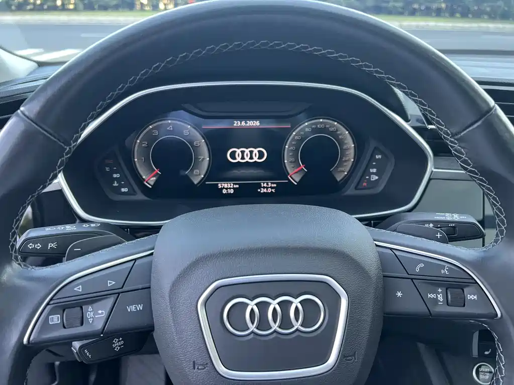 Audi Q3 2022 — фото 13