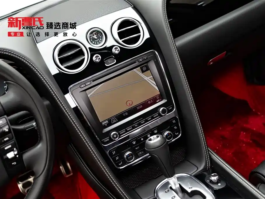 Bentley Flying Spur 2013 — фото 19