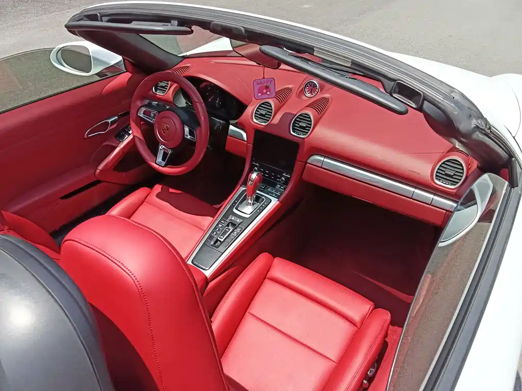 Porsche 718 2016