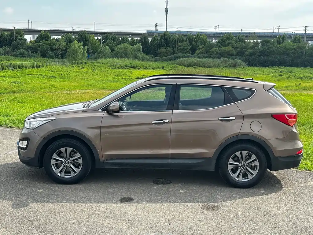 Hyundai Santa Fe 2015 — фото 3