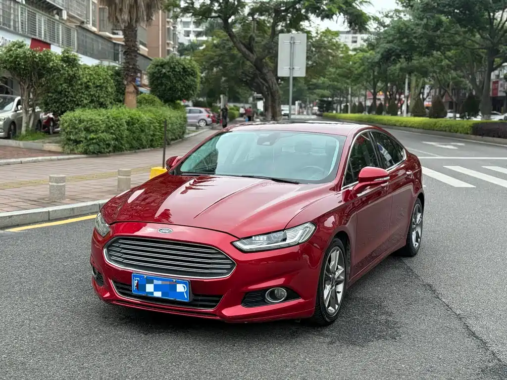 Ford Mondeo 2014 — фото 1