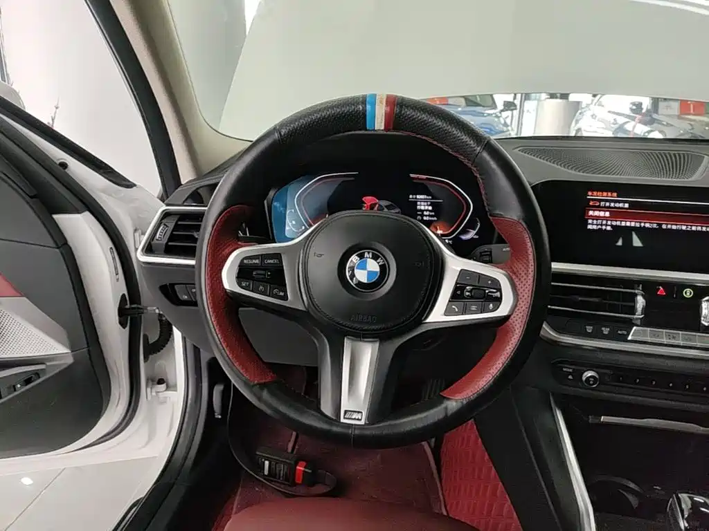 BMW 3 Series 2022 — фото 11