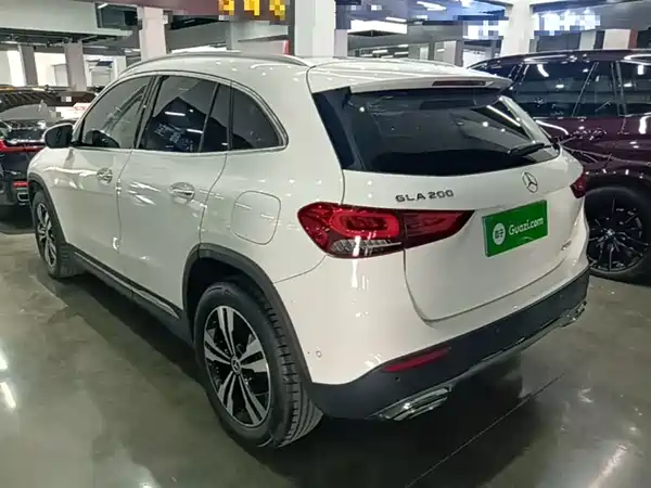 Mercedes-Benz GLA 2020