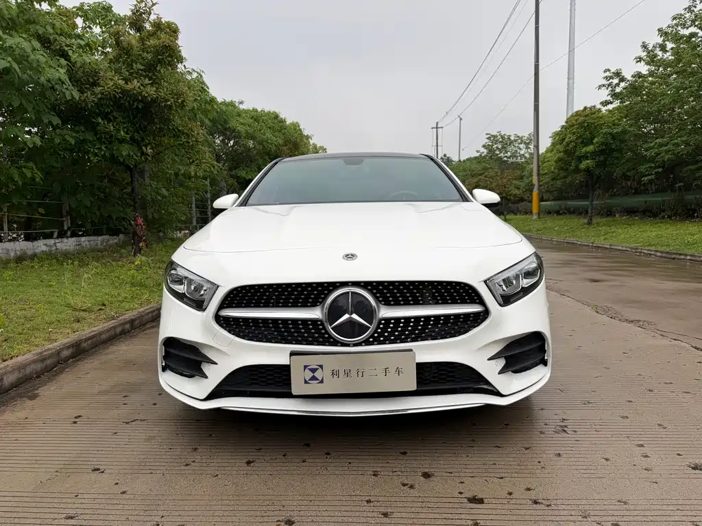 Mercedes-Benz A-Class 2022 — фото 4