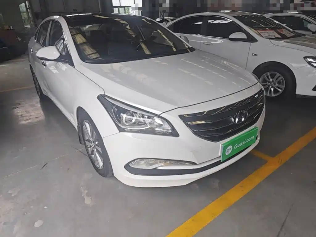 Hyundai Mistra 2014