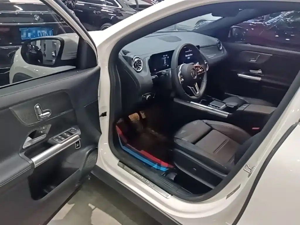 Mercedes-Benz GLA 2021 — фото 16