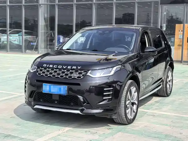 Land Rover Discovery Sport 2024