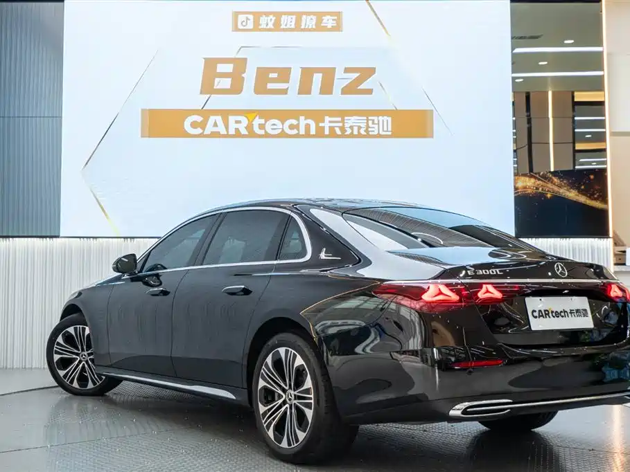 Mercedes-Benz E-Class 2025