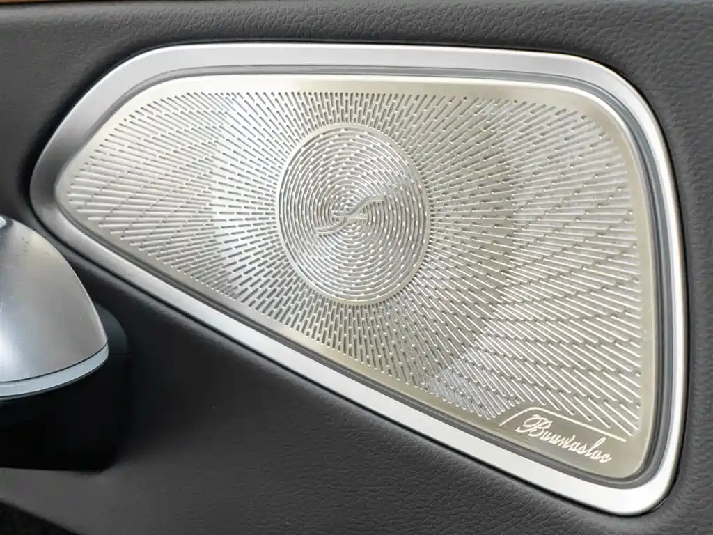 Mercedes-Benz E-Class 2025 — фото 21