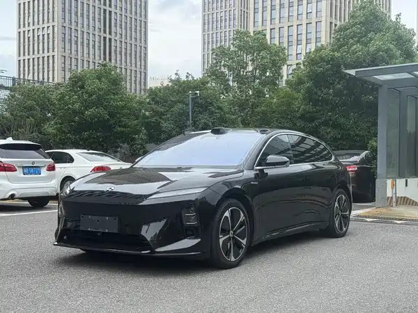 NIO ET5T 2025