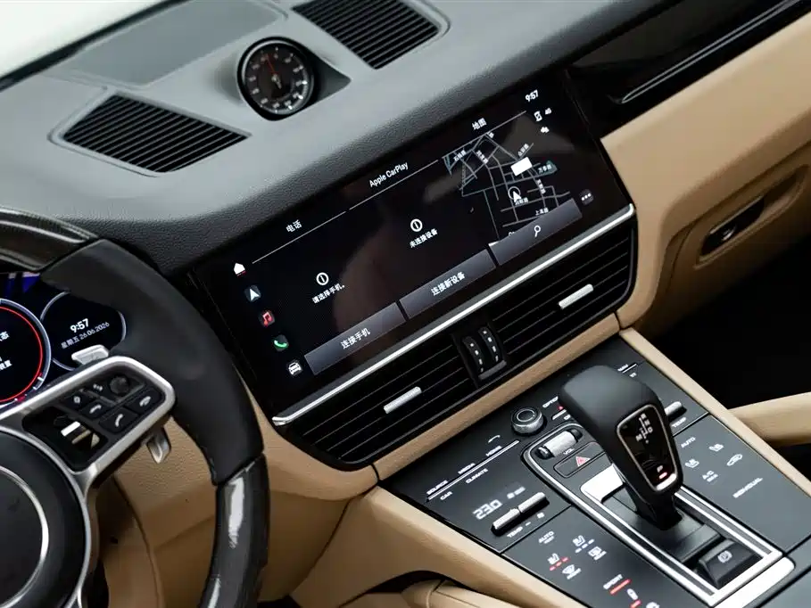 Porsche Cayenne 2022 — фото 15