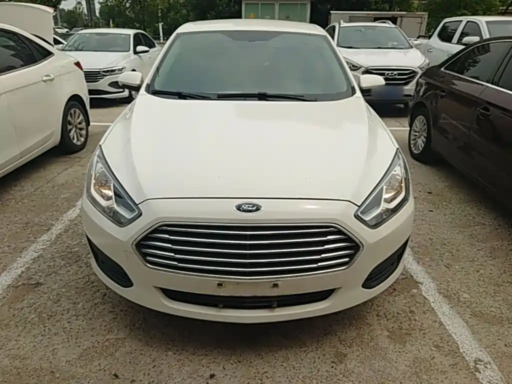Ford Escort 2017