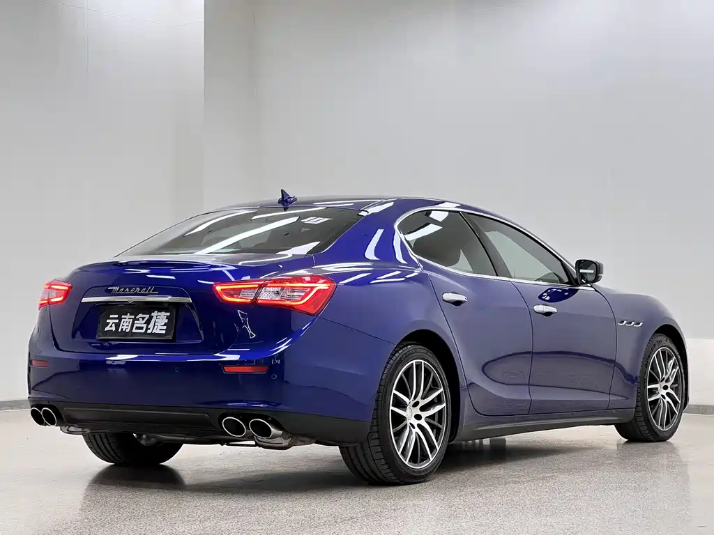 Maserati Ghibli 2017 — фото 7