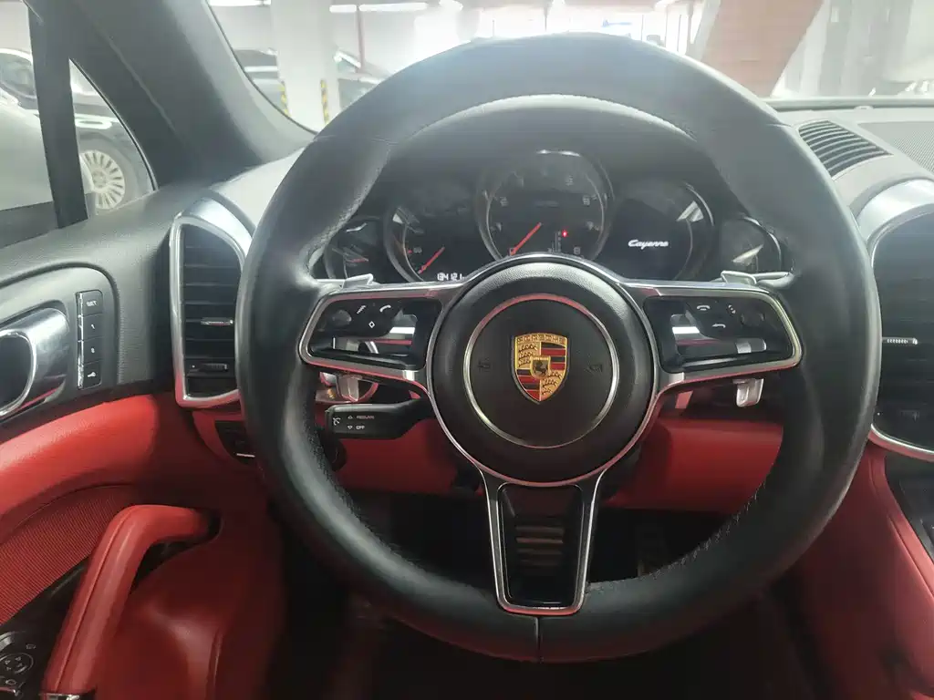 Porsche Cayenne 2014