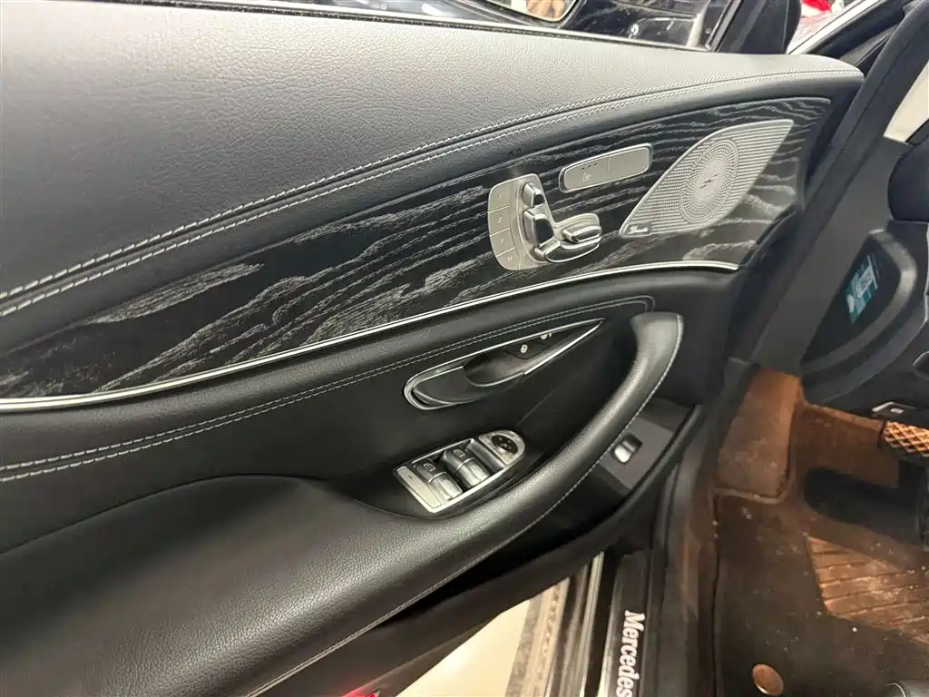 Mercedes-Benz CLS 2021 — фото 11