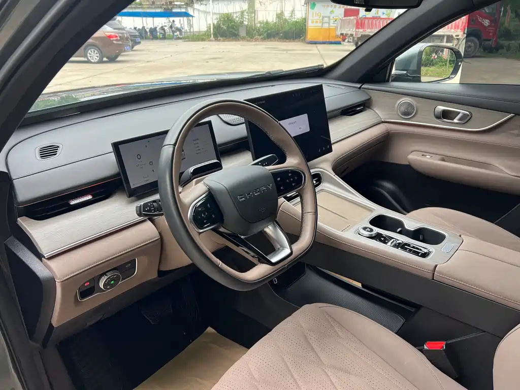 Chery Tiggo 8 PLUS 2024 — фото 8