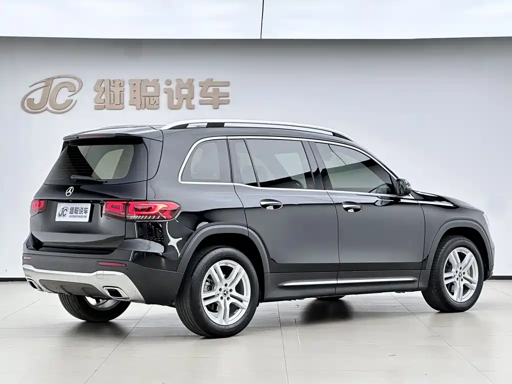 Mercedes-Benz GLB 2023 — фото 3
