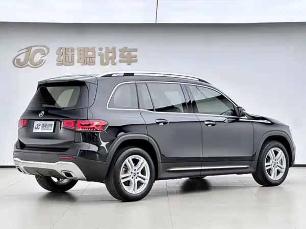 Mercedes-Benz GLB 2023