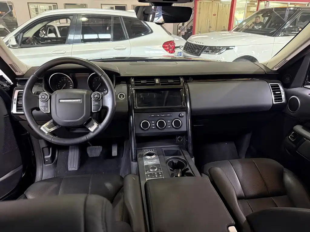 Land Rover Discovery 2017