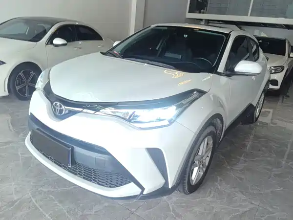 Toyota C-HR 2023