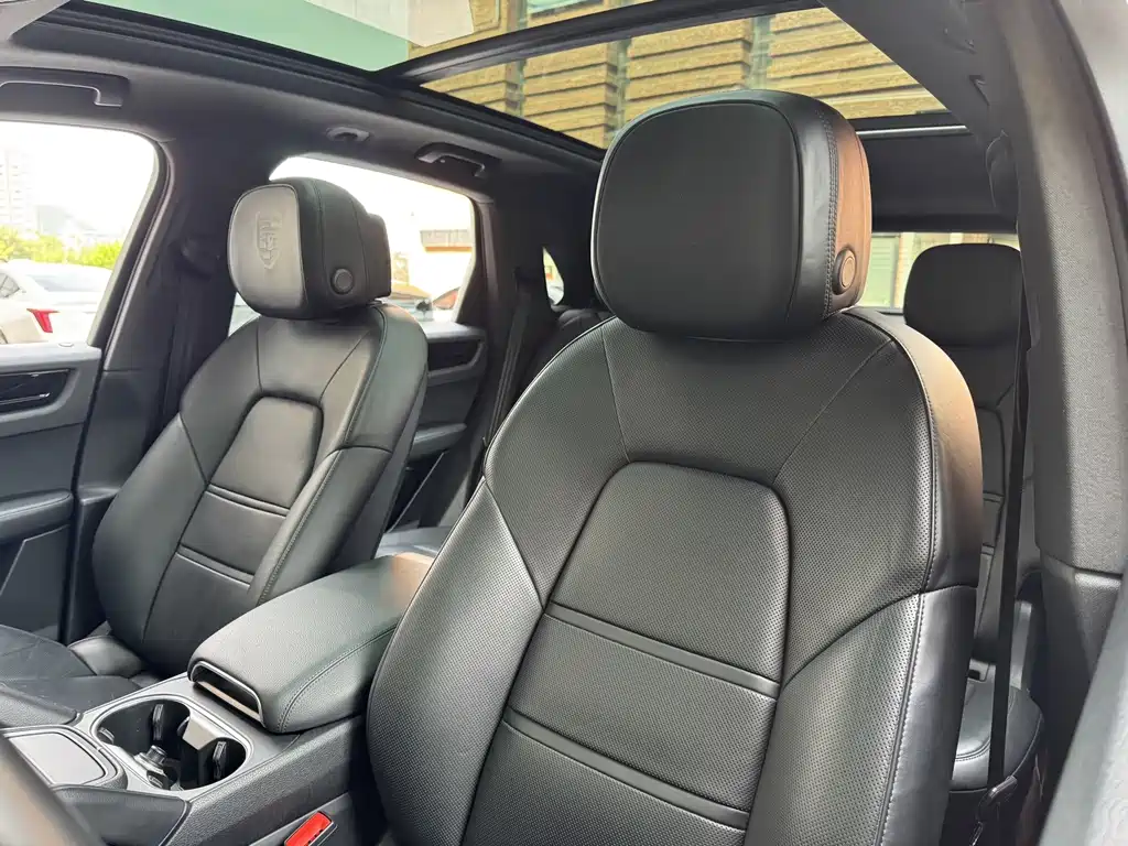 Porsche Cayenne New Energy 2019 — фото 18