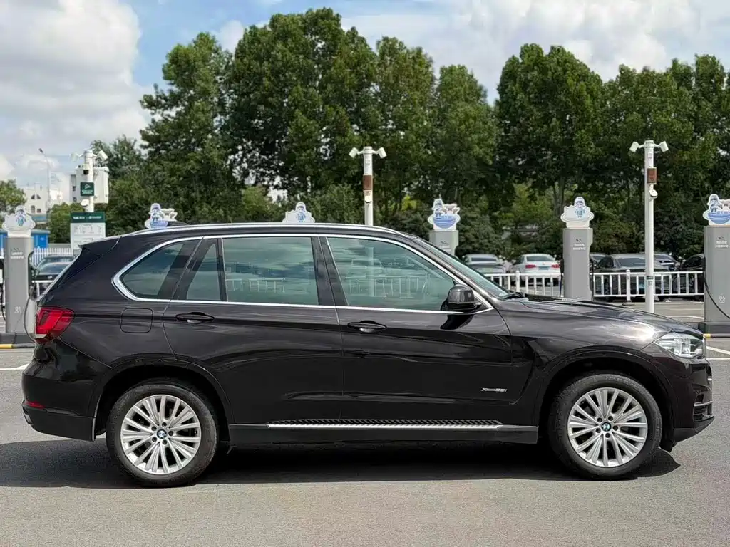 BMW X5 2017 — фото 7