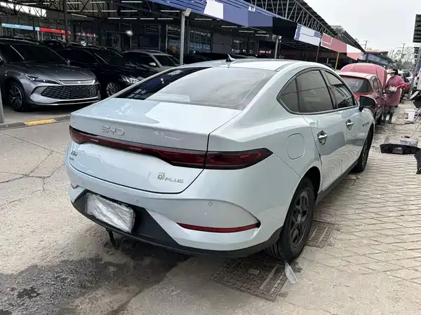 BYD Qin PLUS 2025